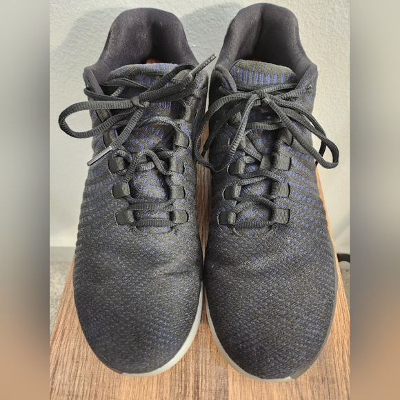 NIKE Black and Blue Men's Athletic Shoes